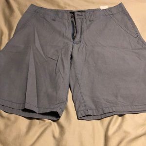 Men’s Oakley size 32